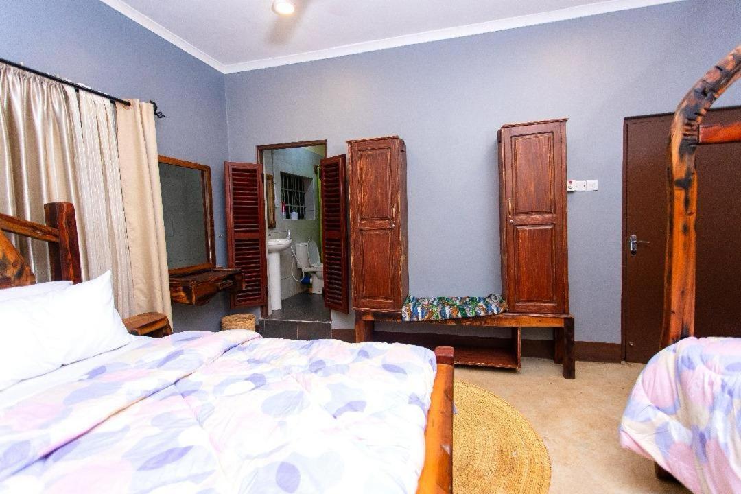 Moshi Urban Hostel And Backpackers Esterno foto